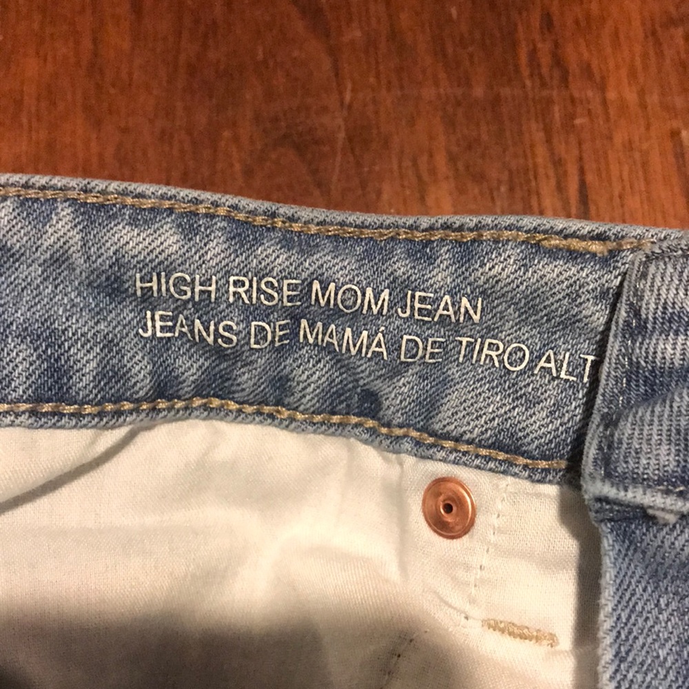 EUC Wild Fable High Rise Mom Jean size 2 - Picture 9 of 9
